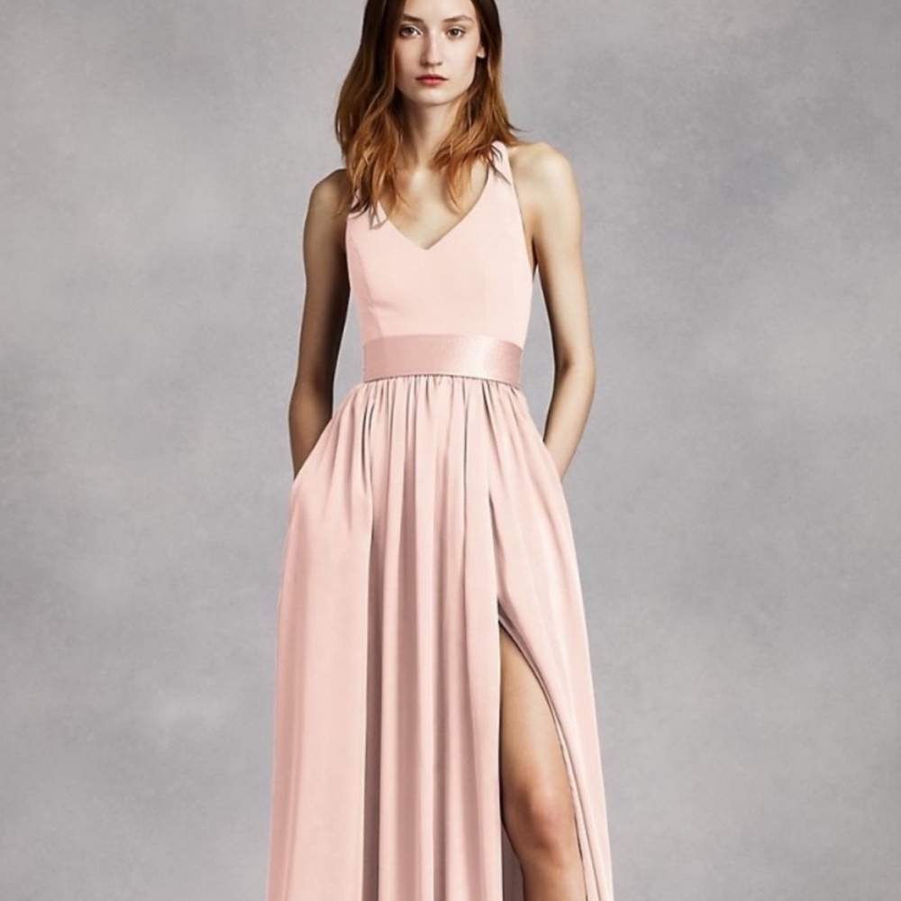 Vera Wang Blush Pink V-Neck Satin Waist Gown